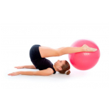 Aula de Pilates com Bola Aula de Pilates com Bola