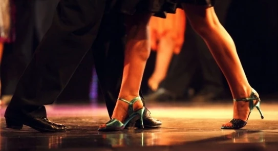 aula de dança bolero